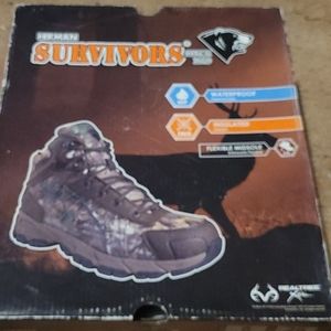 Men's hunting boots NWT *SOLD*